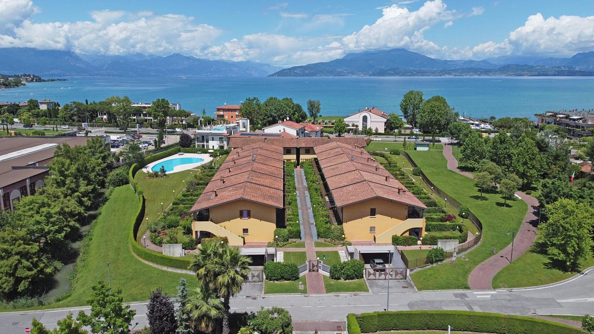 Il Canaletto A1 By Wonderful Italy Sirmione Exterior photo
